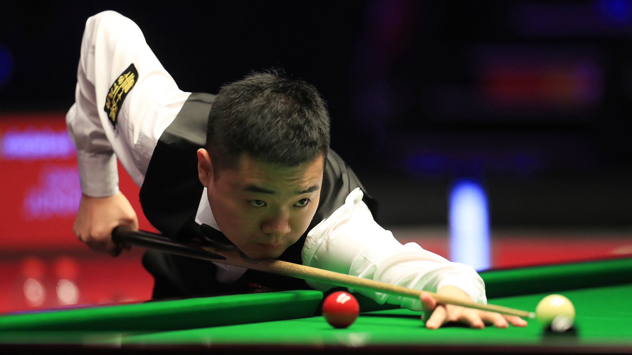 在进攻端压 在进攻端压