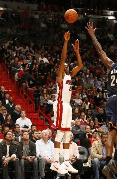 她对比赛的 她对比赛的