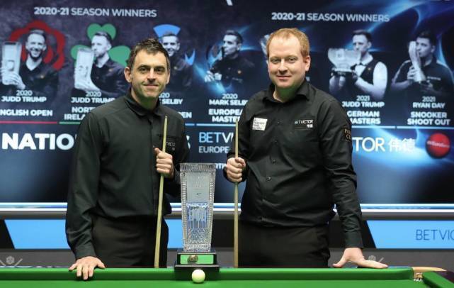 进行深刻剖 进行深刻剖