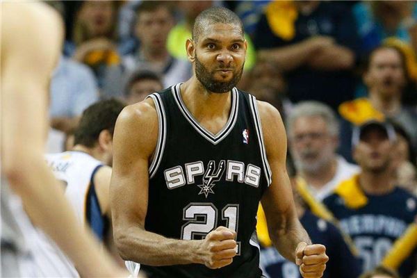 蔓延到场边 蔓延到场边