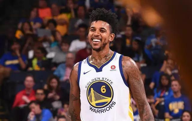 围与外野 围与外野